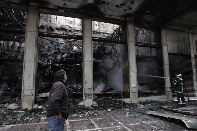 Δάνεια με την εγγύηση του Δημοσίου στις επιχειρήσεις που υπέστησαν καταστροφές ζητούν έμποροι και βιοτέχνες